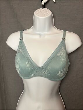 Natori Lace Underwire Bra 34C Sage Green — NWOT